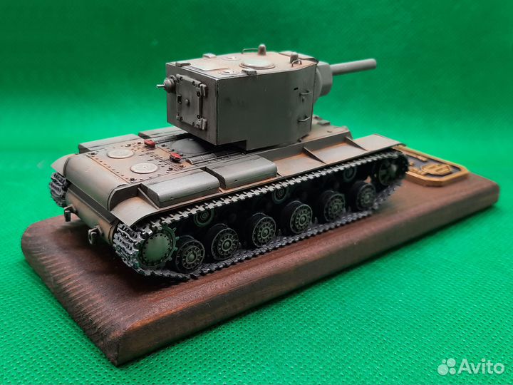 Модель танка кв-2