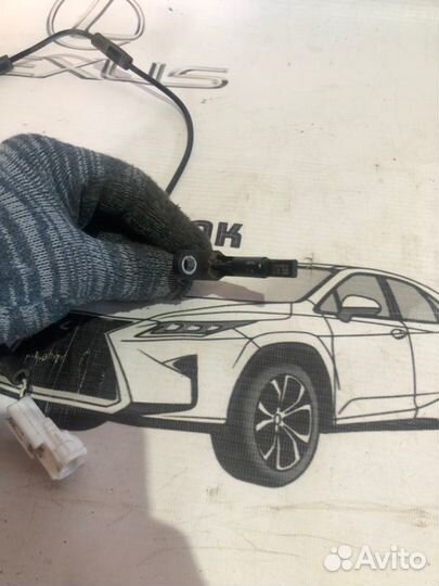 Датчик ABS задний правый Lexus Rx 450 H GYL25