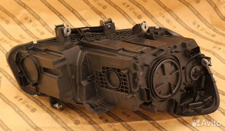 Фара левая BMW 2 F45 14-18