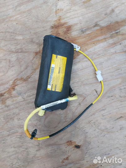 Подушка безопасности боковая (шторка) передняя лев