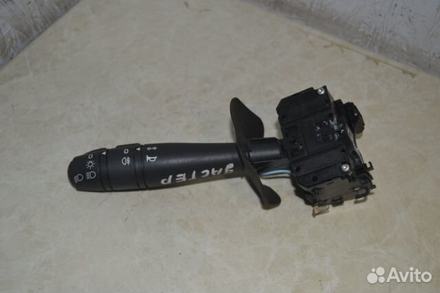 Переключатель поворотников Renault Duster