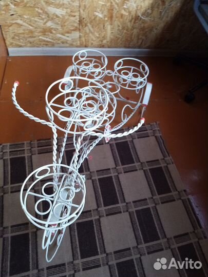 Подставка для цветов напольная металлическая