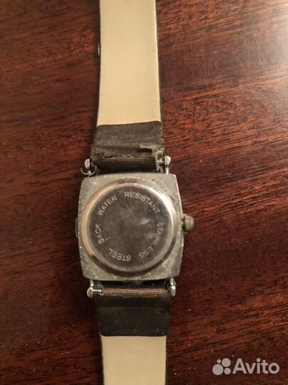 Часы наручные