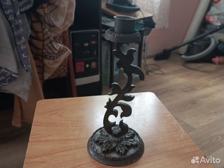 Подсвечник