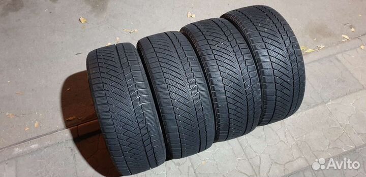 Continental ContiVikingContact 6 225/45 R17 94T