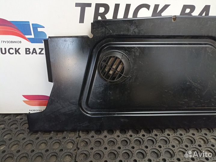 A9406800807 Накладка спальника правая