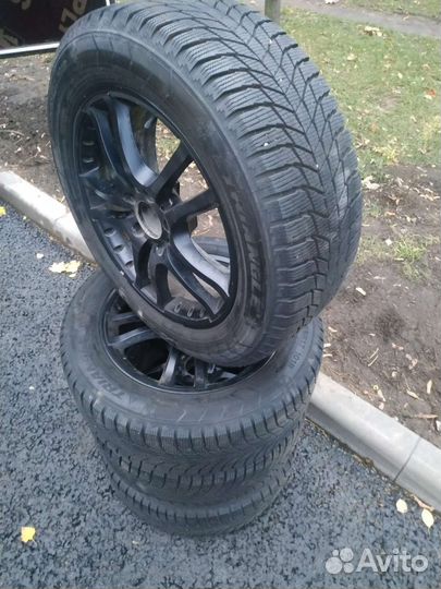 Продам комплект зимних колёс на Мерседес
