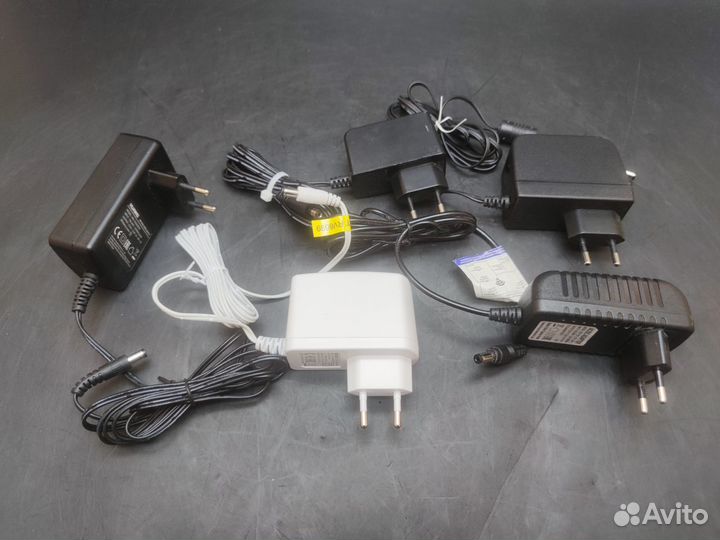 Блоки питания 12V 1-2.5A в ассортименте