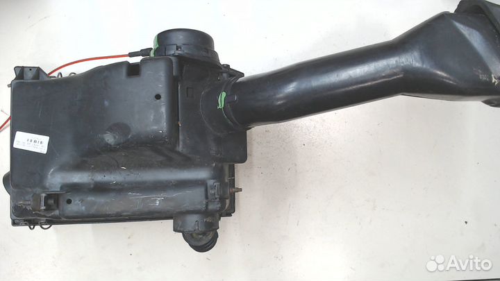 Корпус воздушного фильтра Opel Vectra A, 1994