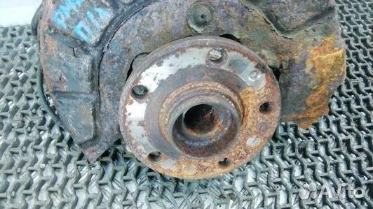 Ступица передняя левая volkswagen passat B6 (PML03