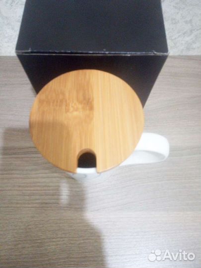 Кружка с крышкой