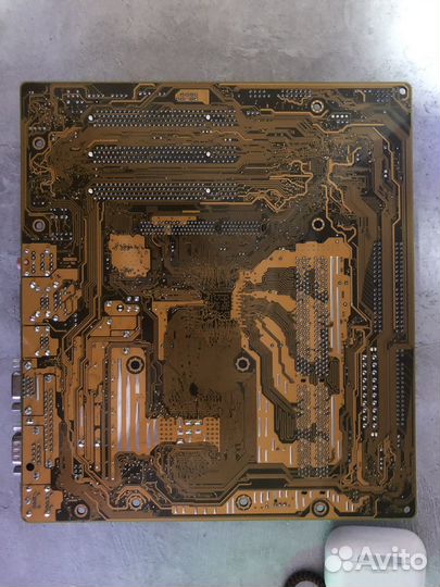 Материнская плата