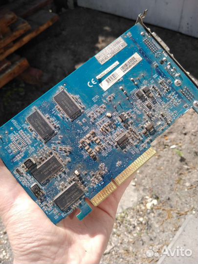 Видеокарта Gigabyte GV-R96P128DE