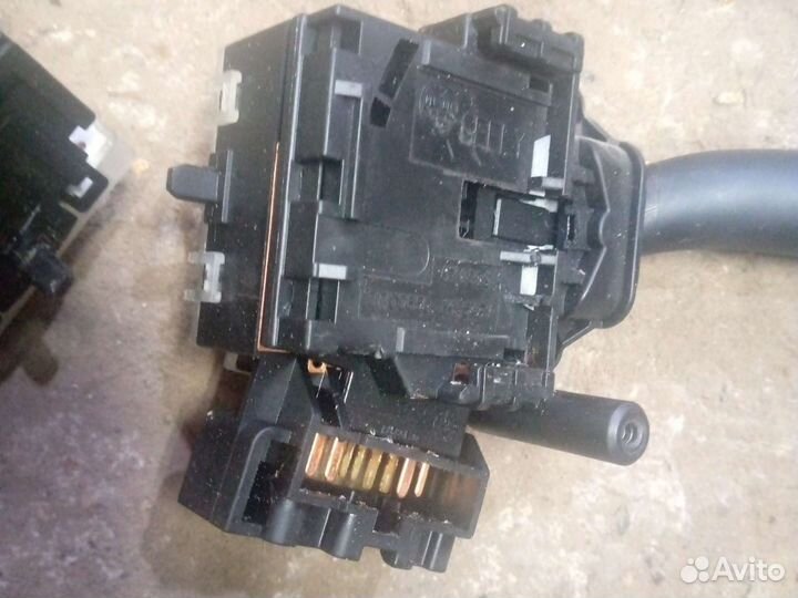 Подрулевой переключатель Geely Emgrand x7