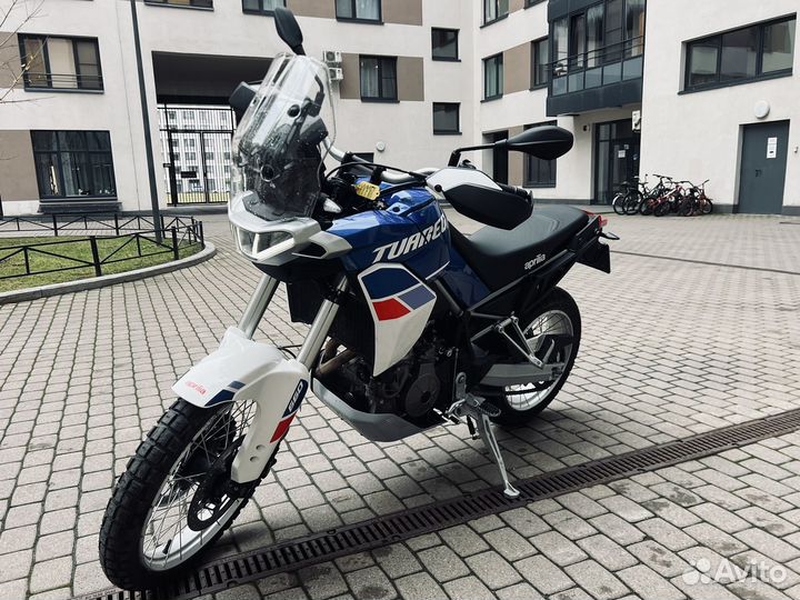Aprilia tuareg 660