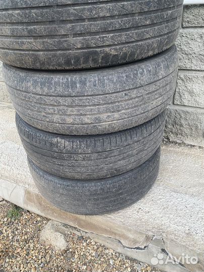 Bridgestone Dueler H/P Sport 225/65 R17
