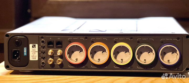 PS Audio Power Plant regenerator Premier