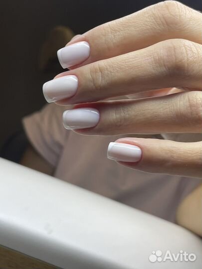 Мастер маникюра и педикюра