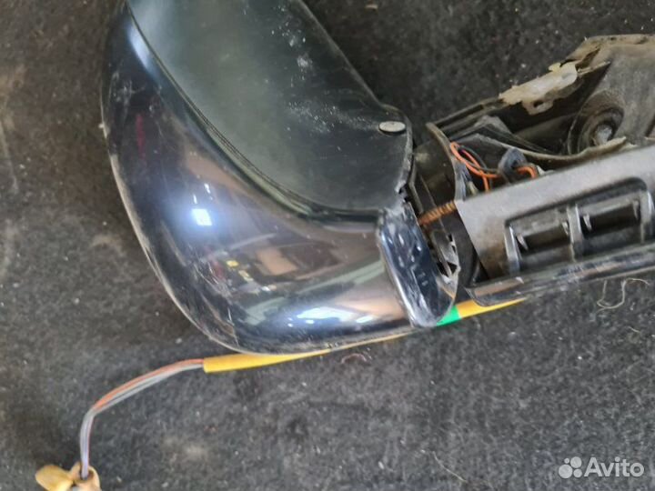 Зеркало заднего вида боковое левое Peugeot 308