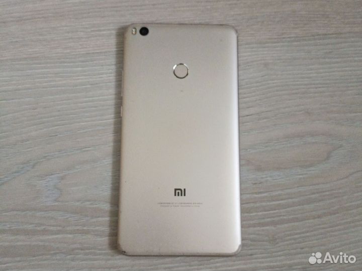 Xiaomi Mi Max 2, 4/64 ГБ