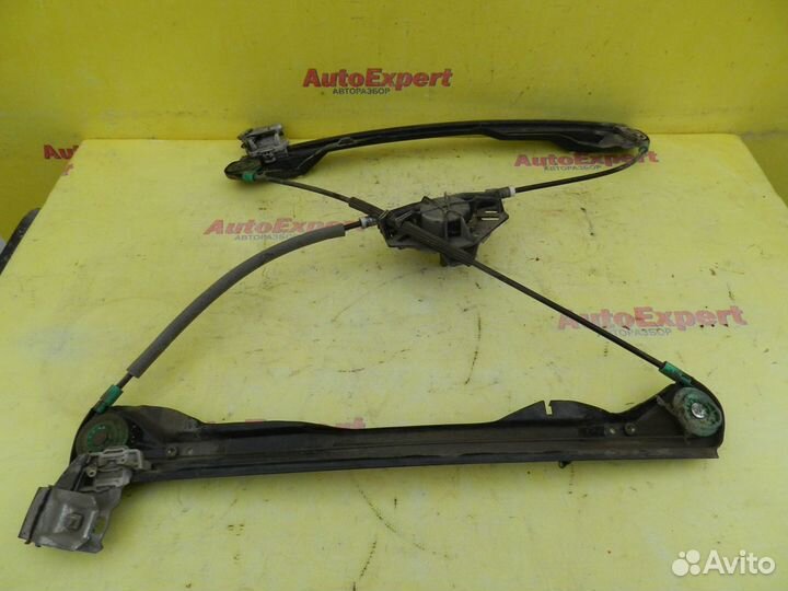 Стеклоподъемник передний правый Ford Focus I 99-05