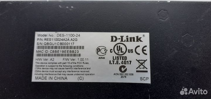 Коммутатор D-Link DES-1100-24 с проводом питания