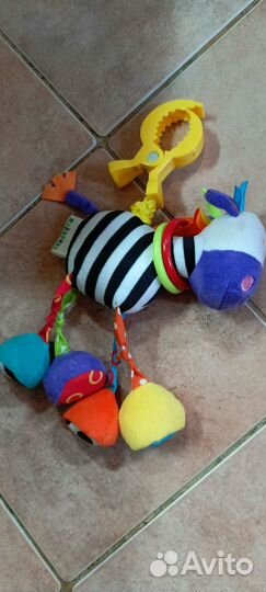 Подвеска на кроватку или коляску