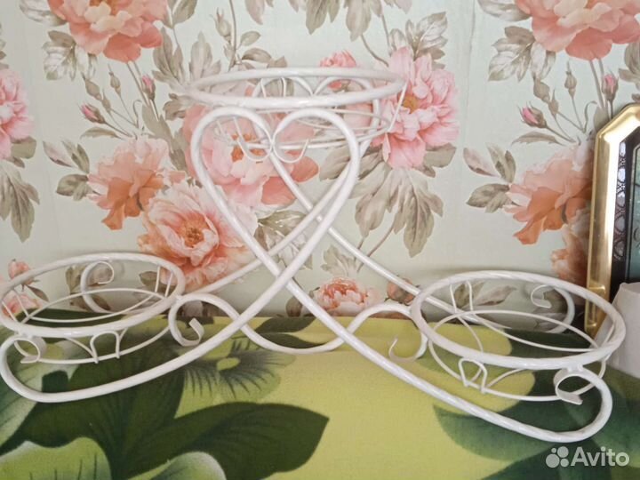 Подставка для цветов напольная