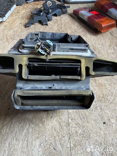 Мед майский