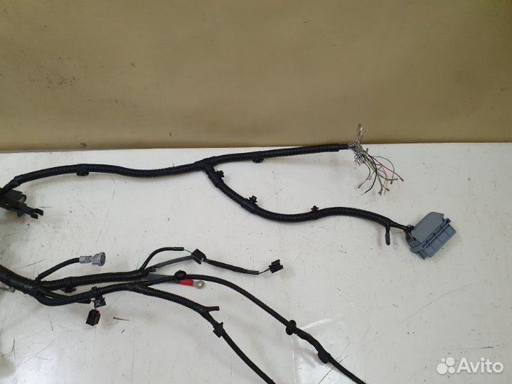 Проводка моторного отсека Renault Kaptur