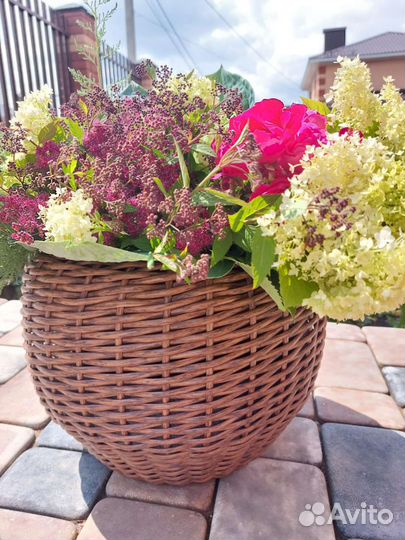 Кашпо из ротанга