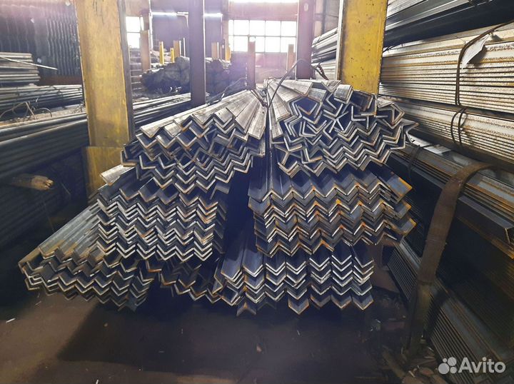 Уголок стальной