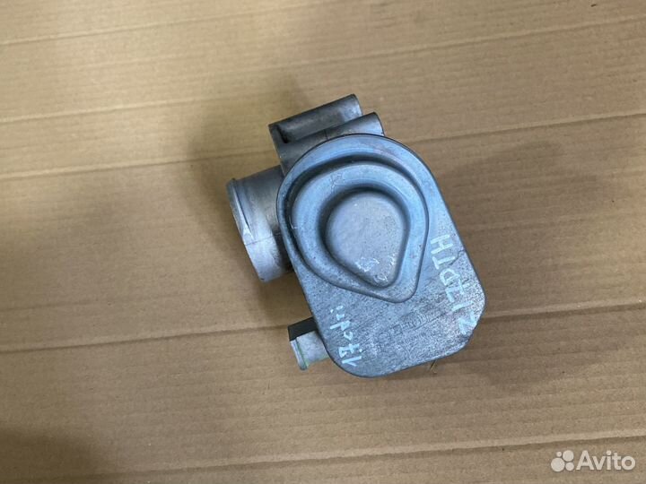 Дросельная заслонка Opel Meriva Z17DTH 1.7cdti