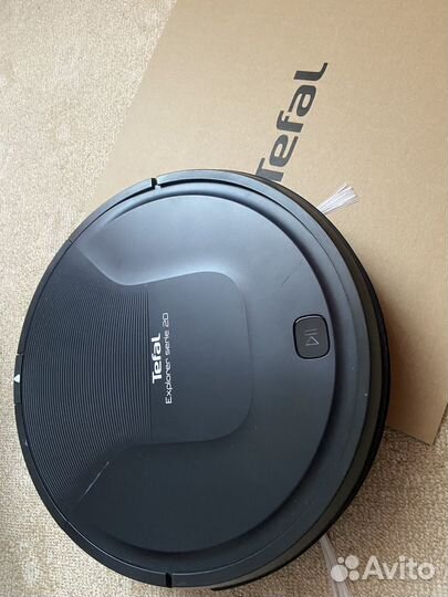 Мощный почти новый робот пылесос tefal