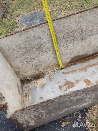 Кормушка для крс, свиней