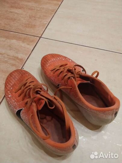 Футбольные бутсы nike mercurial