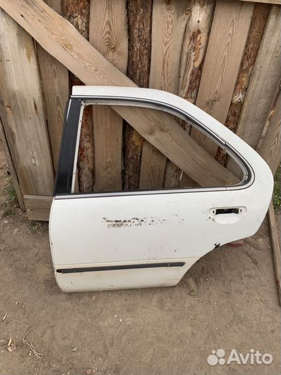 Дверь задняя левая nissan sunny B14