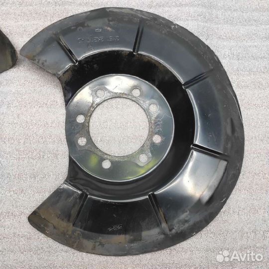 Щиток тормозного диска Mazda 3