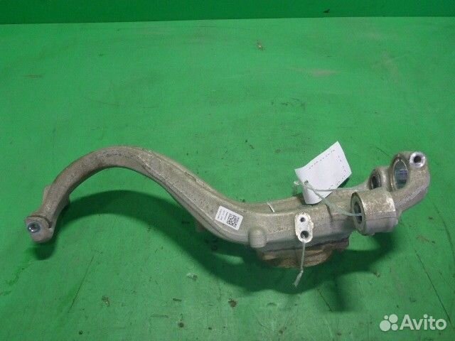 Кулак поворотный передний правый Audi А4 (В9) с 20