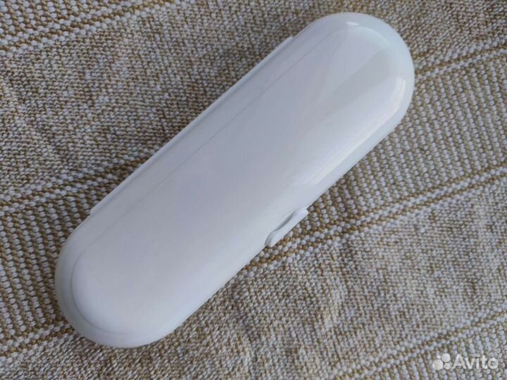 Футляр для зубной щетки