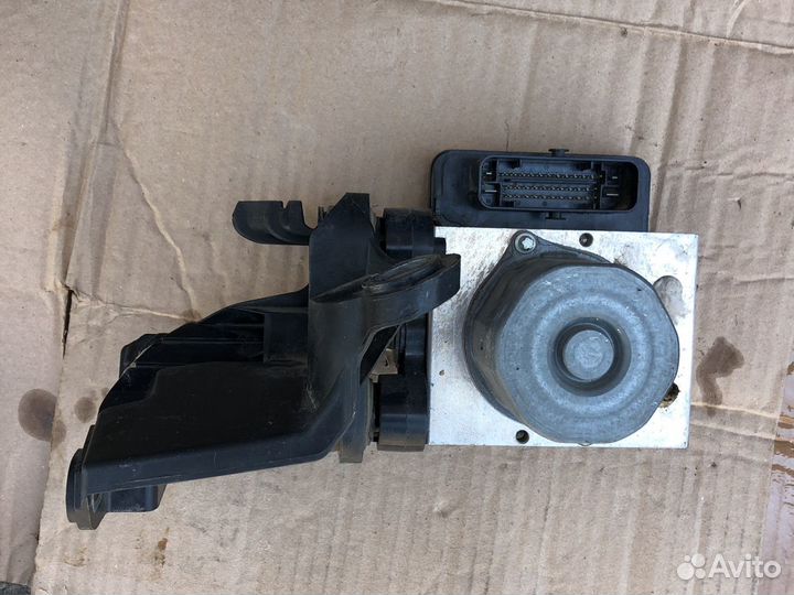 Блок абс ABS ESP plus Mercedes Benz w212 е212