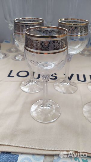 Хрустальные бокалы для шампанского