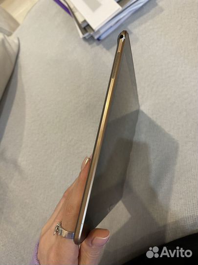 Планшет samsung tab s10