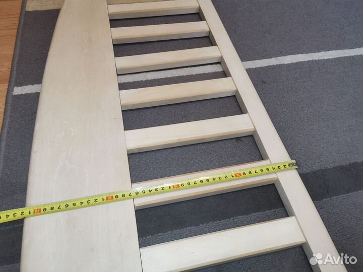 Задняя спинка кровати