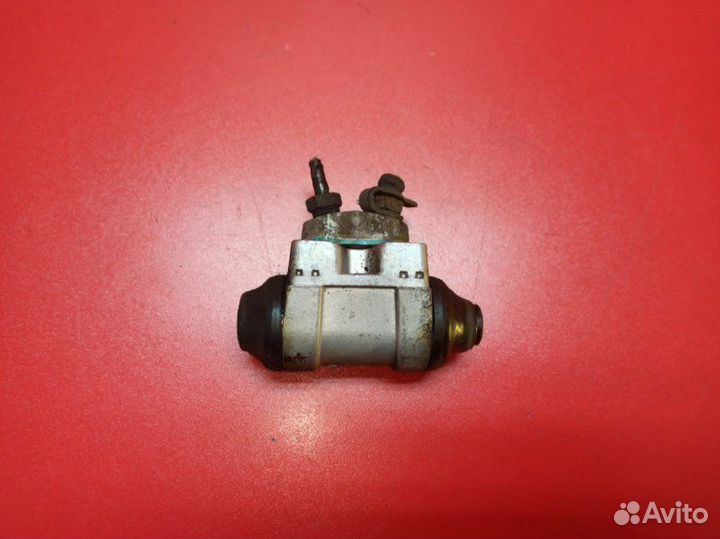 Тормозной цилиндр задний левый Hyundai Getz TB