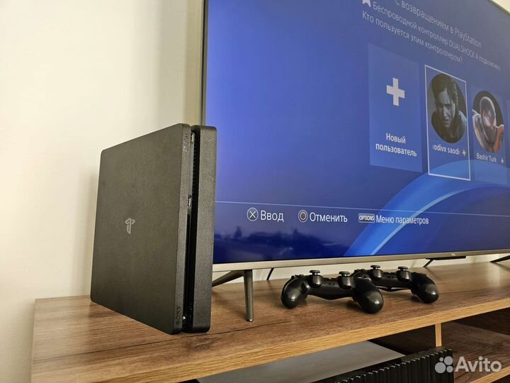 Sony playstation 4 slim + 44 игр