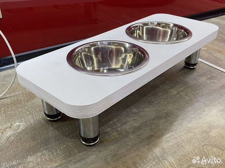 Подставка под миски