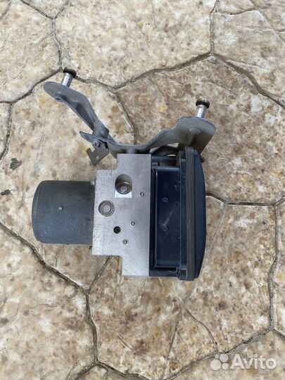 Блок ABS Mercedes CLS W219