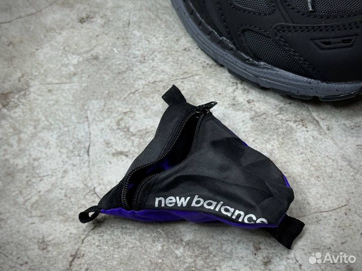Кроссовки New Balance 1906R с подвесной сумкой