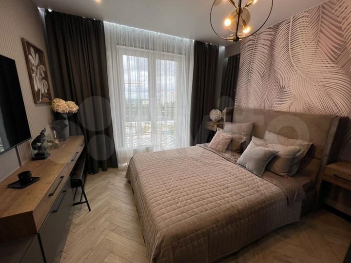 3-к. квартира, 90 м², 8/19 эт.